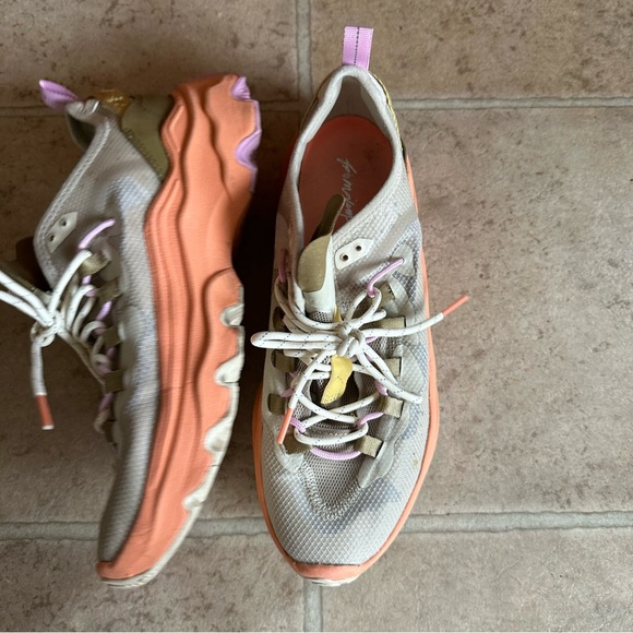 Sorel X Free People Movement Kinetic BreathThru Tech Sneakers Ligghtweight - Picture 3 of 7